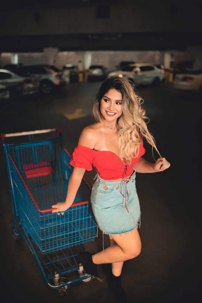 Do Latinas like white guys