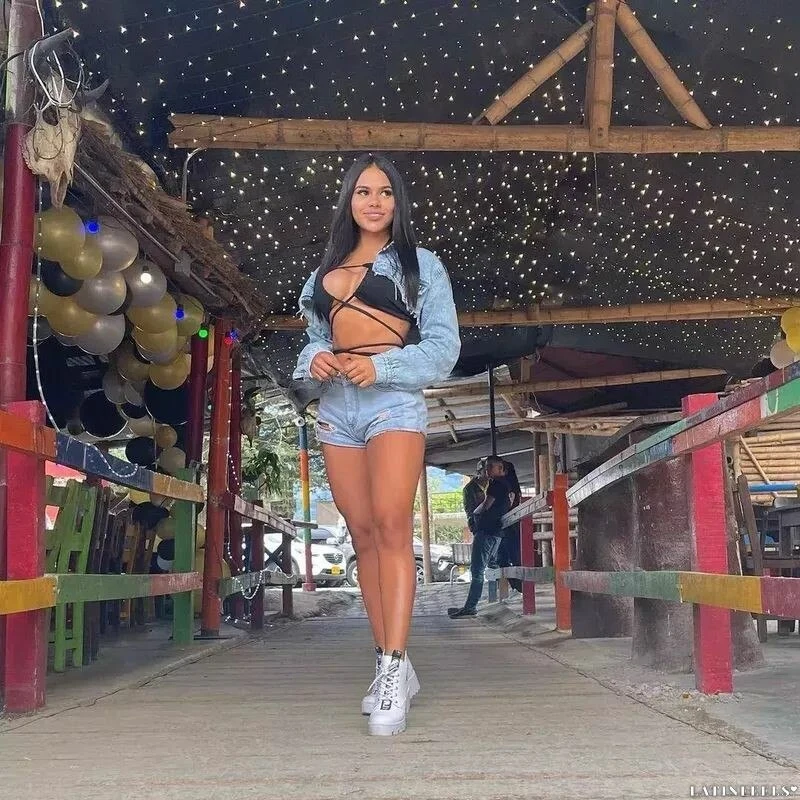 Valentina Profile image 3