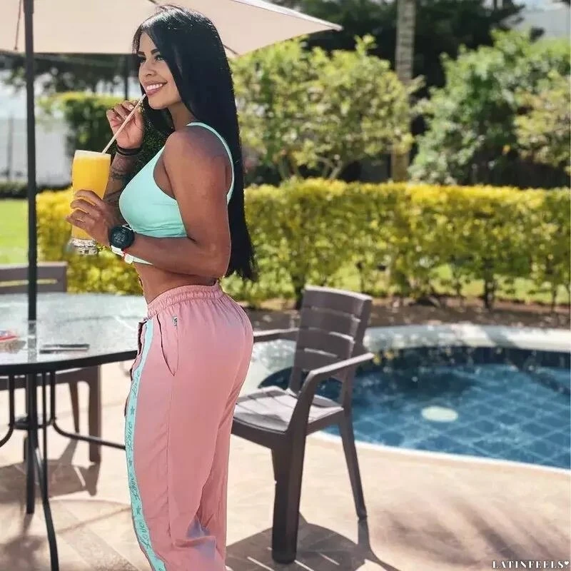 Carolina Profile image 3