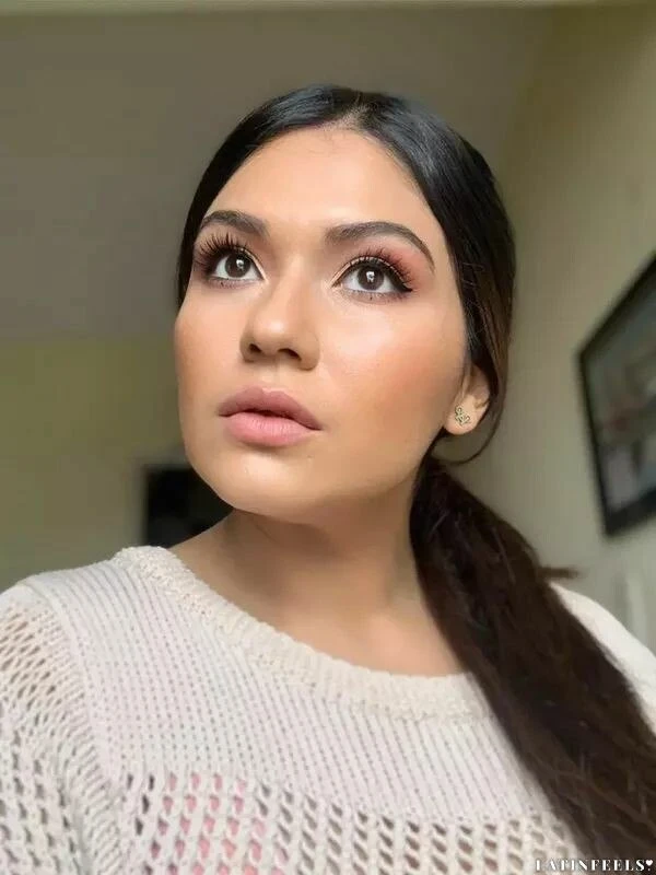 Yelania Profile image 2