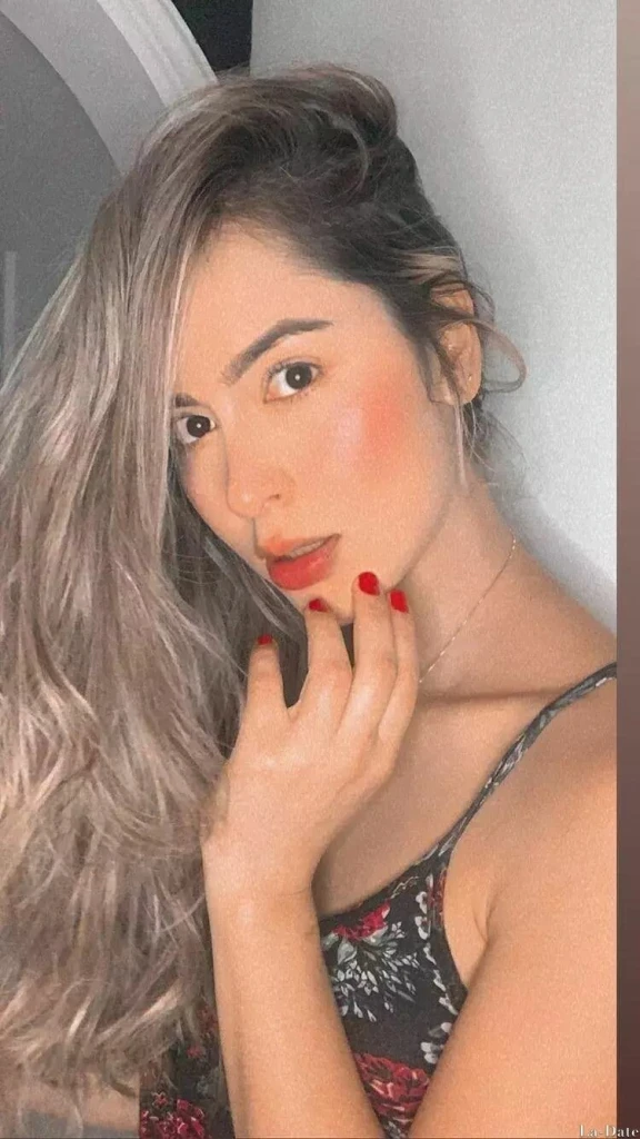 Maria Profile image 2