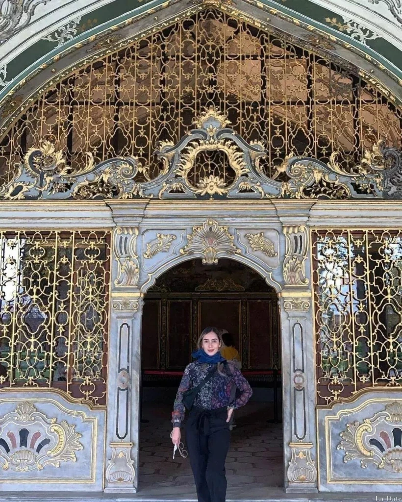 Maria Profile image 3