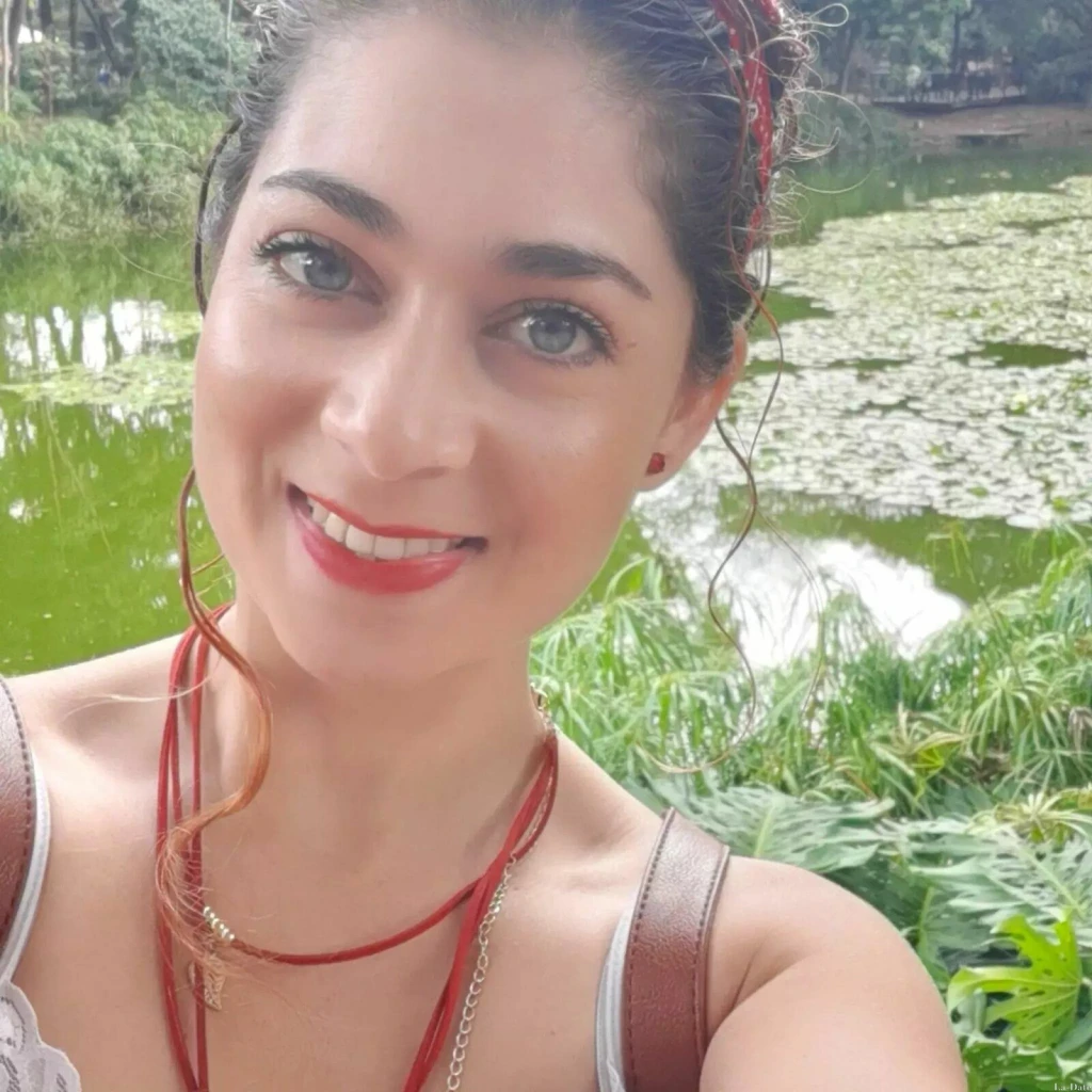 Andeley Profile image 4