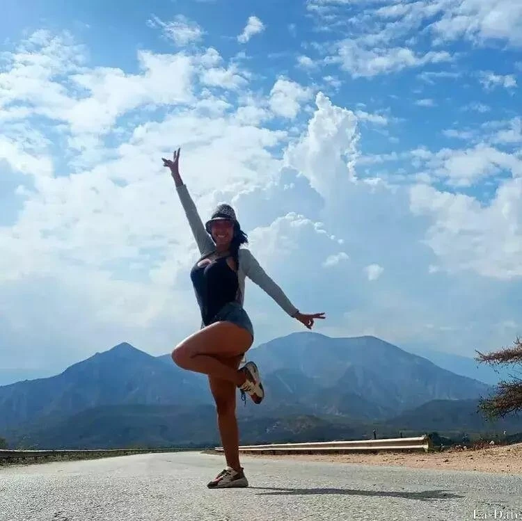 Marcela Profile image 4