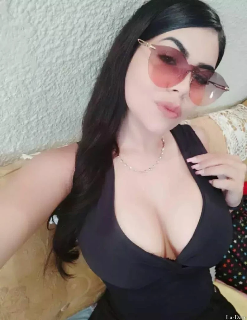 Carola Profile image 4