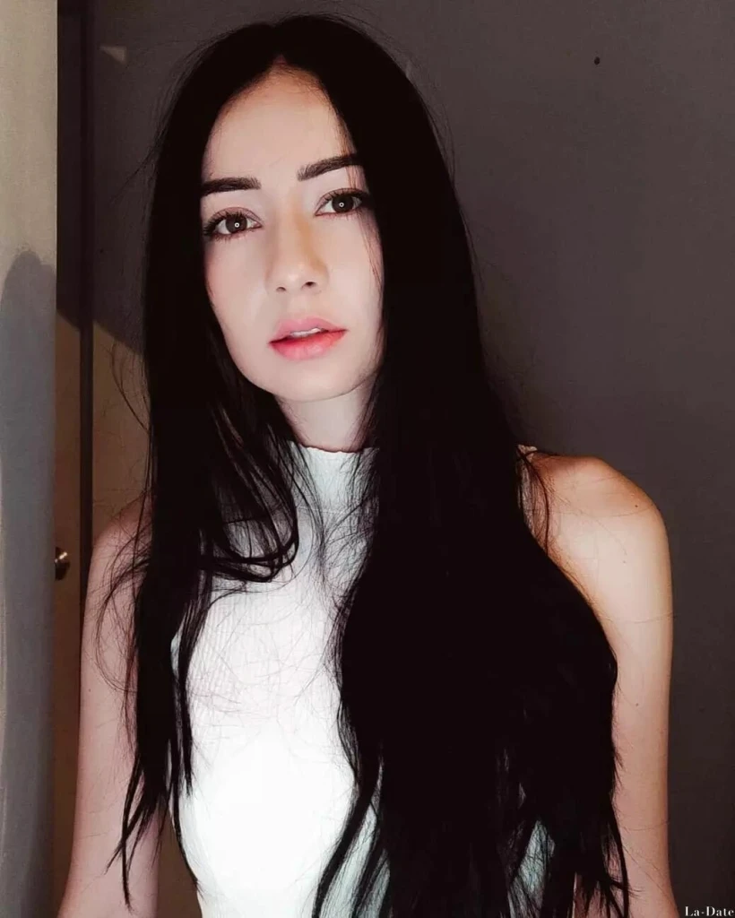 Alexandra Profile image 1