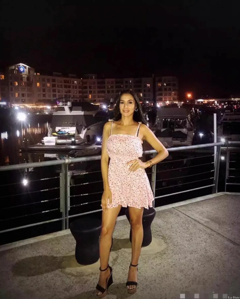 Andreina Profile image 2