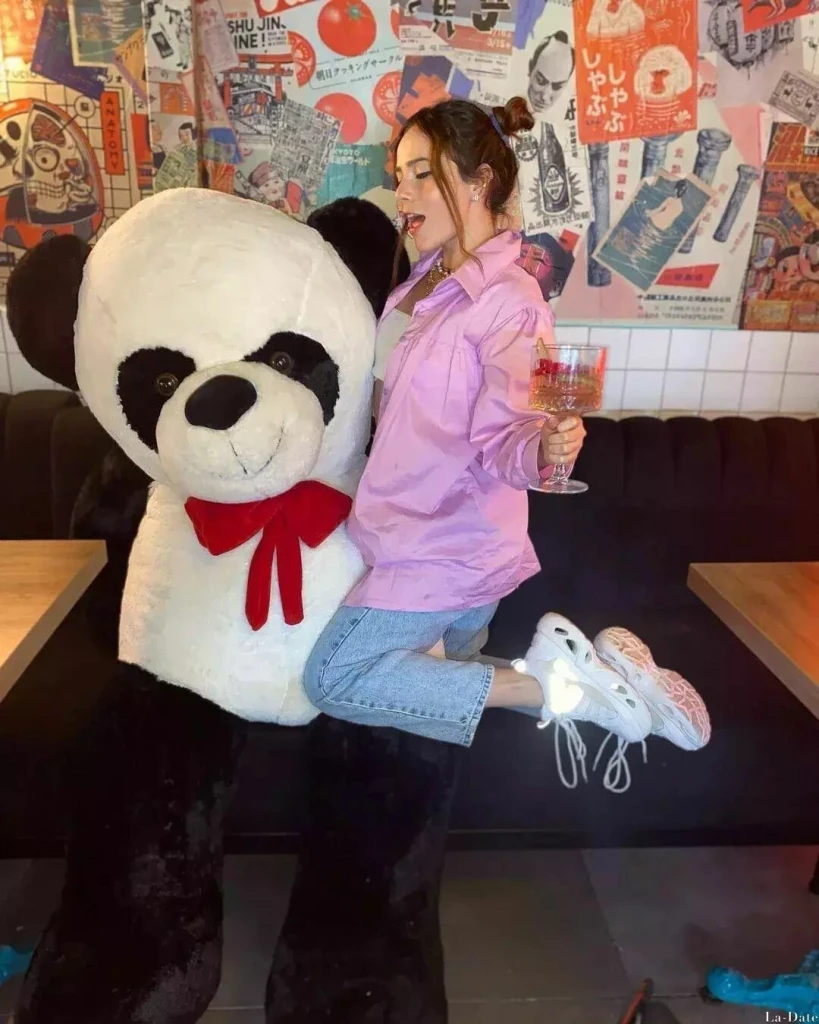 Daniela Profile image 3