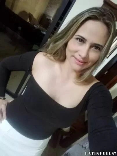 Shirley Profile image 2