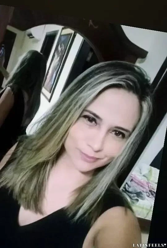 Shirley Profile image 4