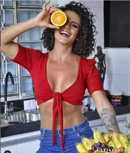 Adriana Profile image 4