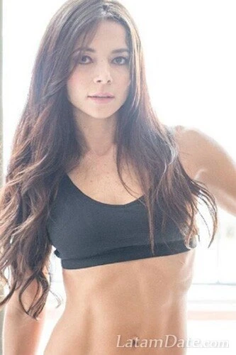 Leyni Profile image 3