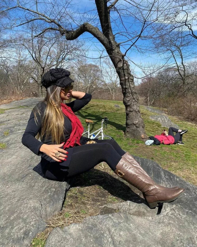 Thays Profile image 4