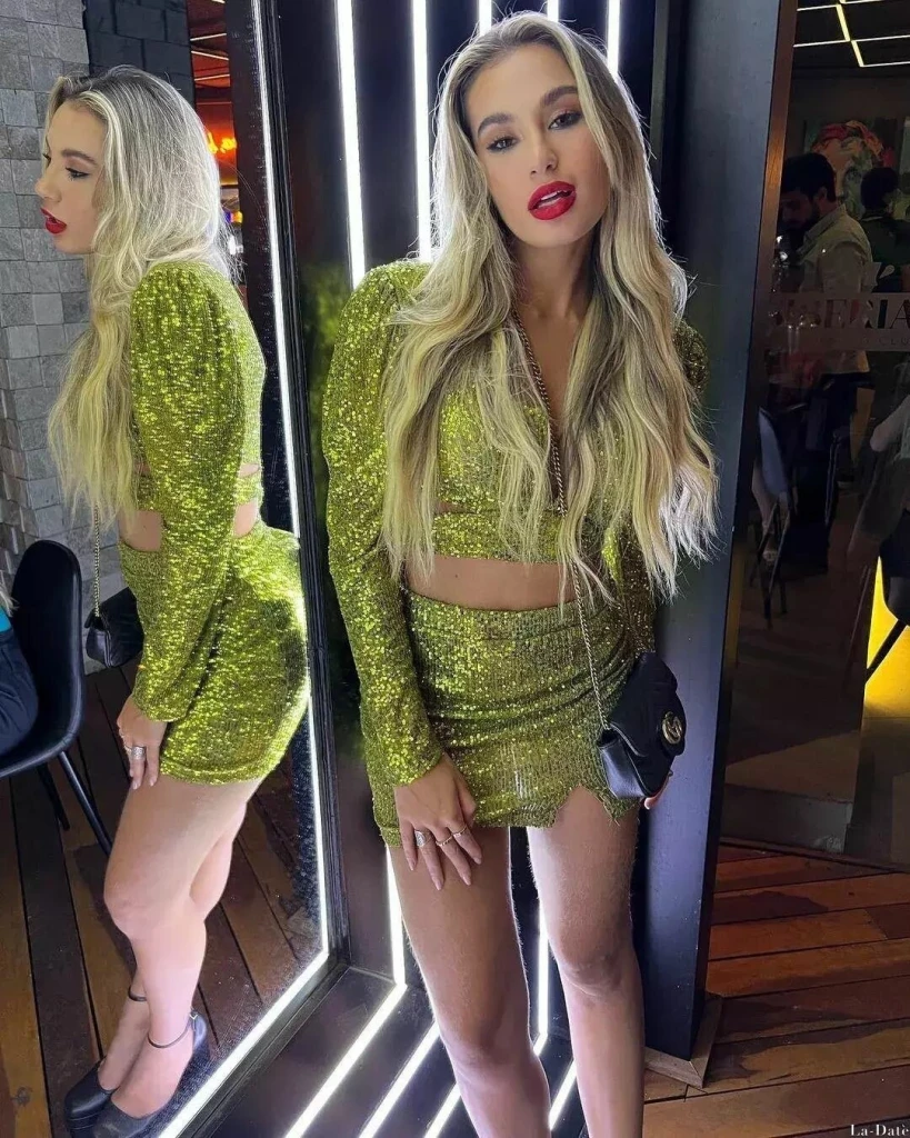 Alejandra Profile image 1