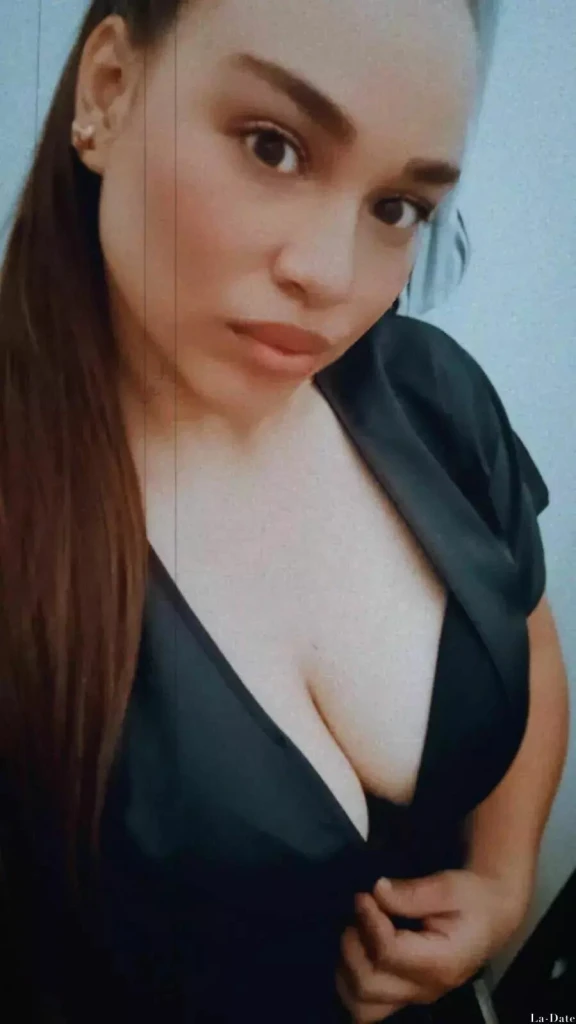 Colette Profile image 1