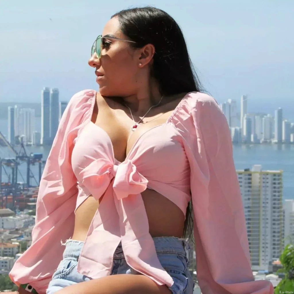 Flor Maria Profile image 1