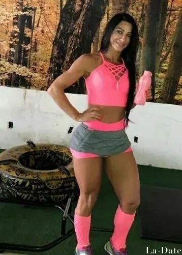 Viviana Profile image 4