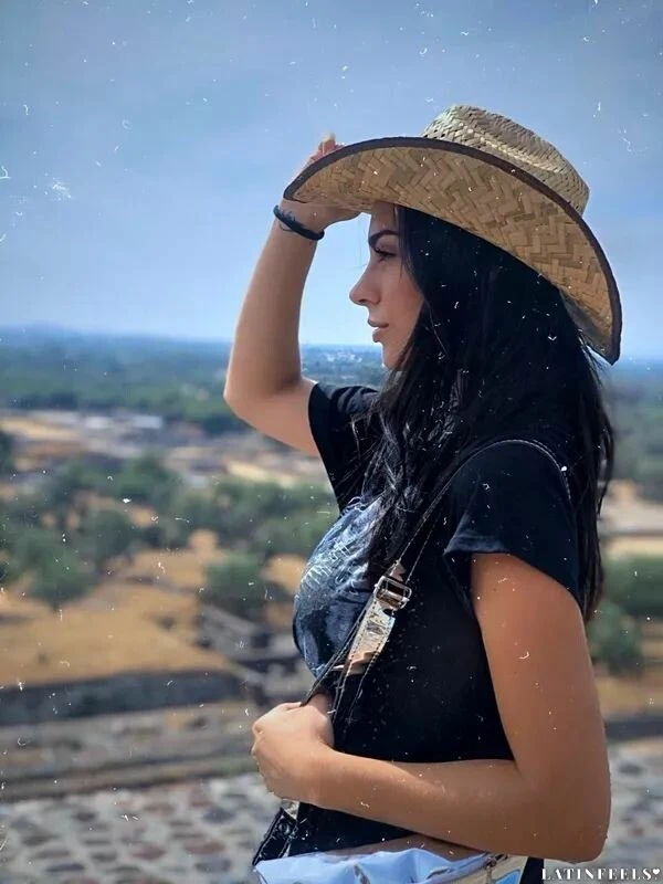 Maria Luz Profile image 1