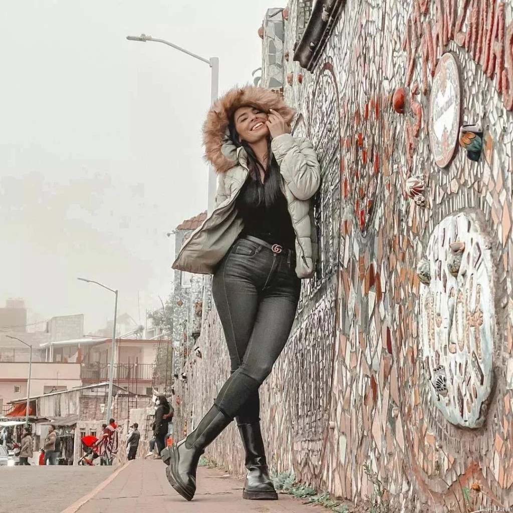 Daniela Profile image 4