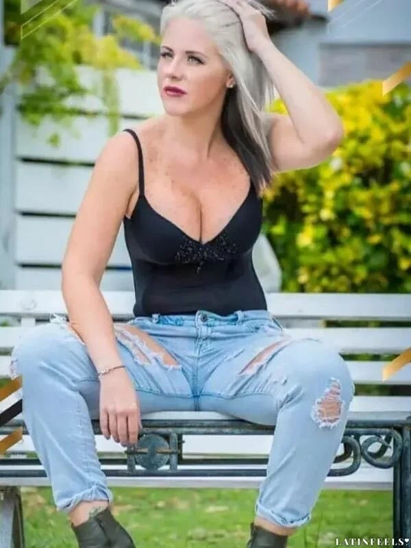 Maria Profile image 2