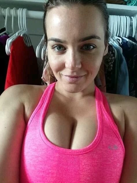 Scarlette Profile image 1