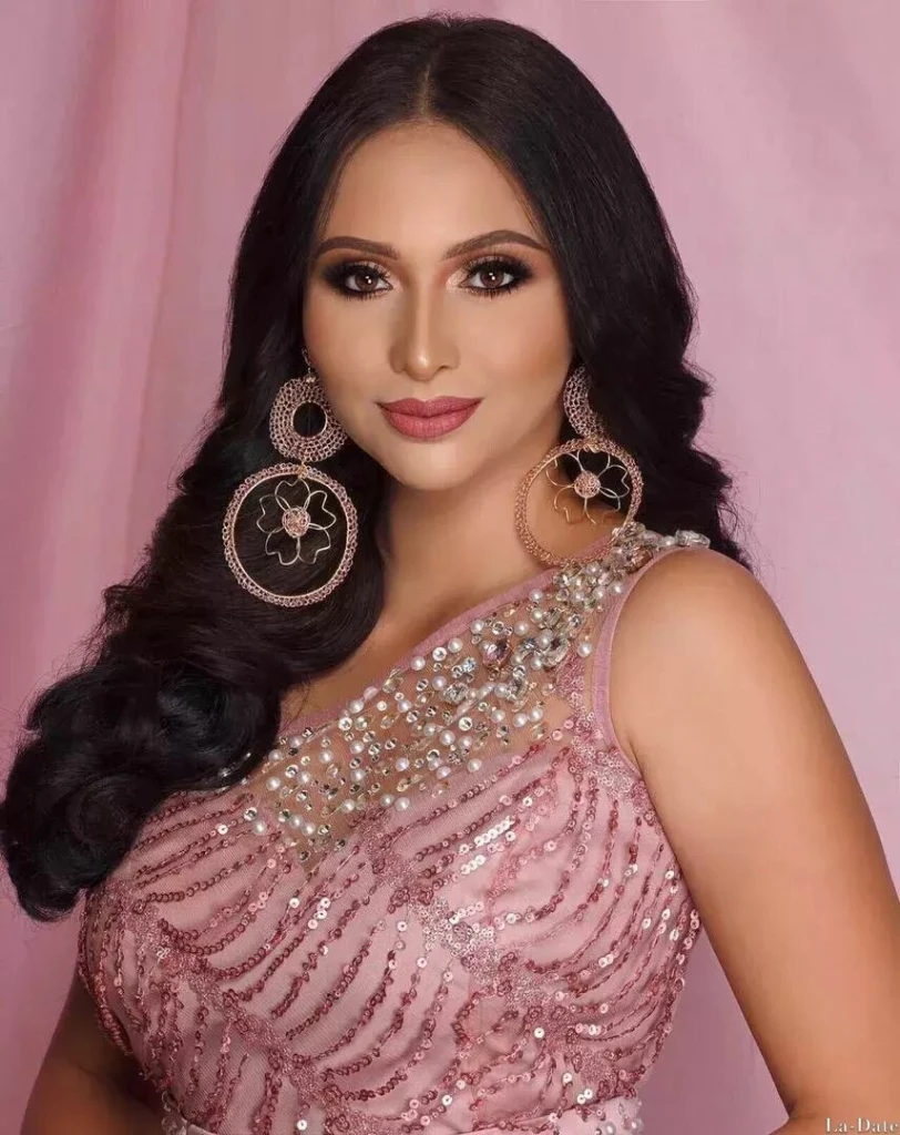 Maria Profile image 4