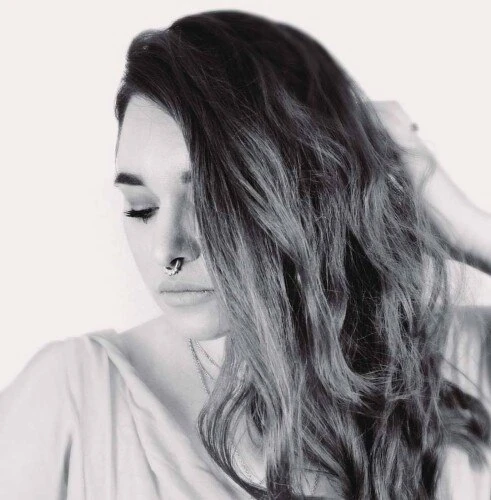 Valentina Profile image 1