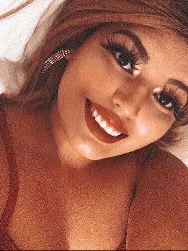 Veroni Profile image 1